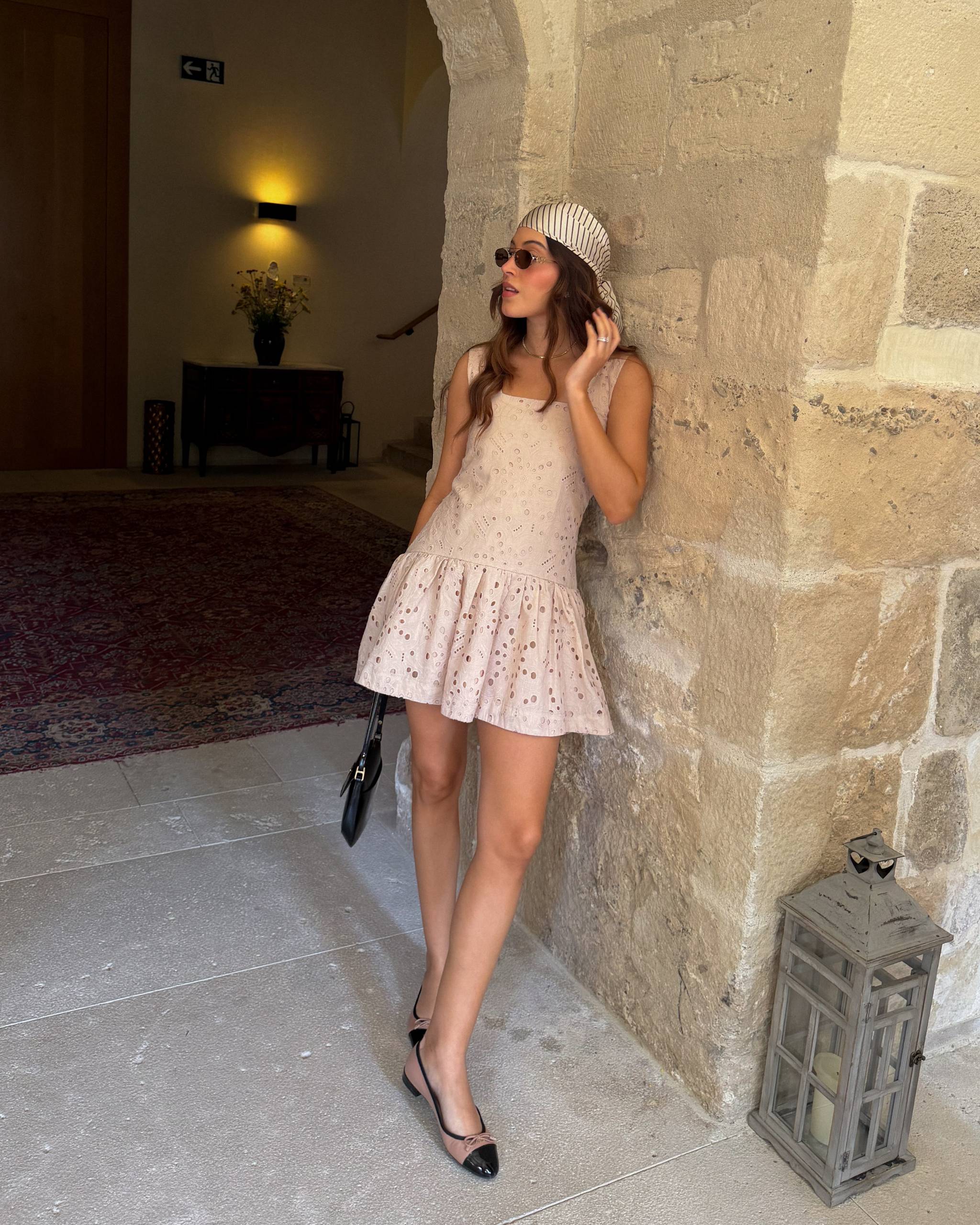 Vestido Escote Cuadrado Arandela
