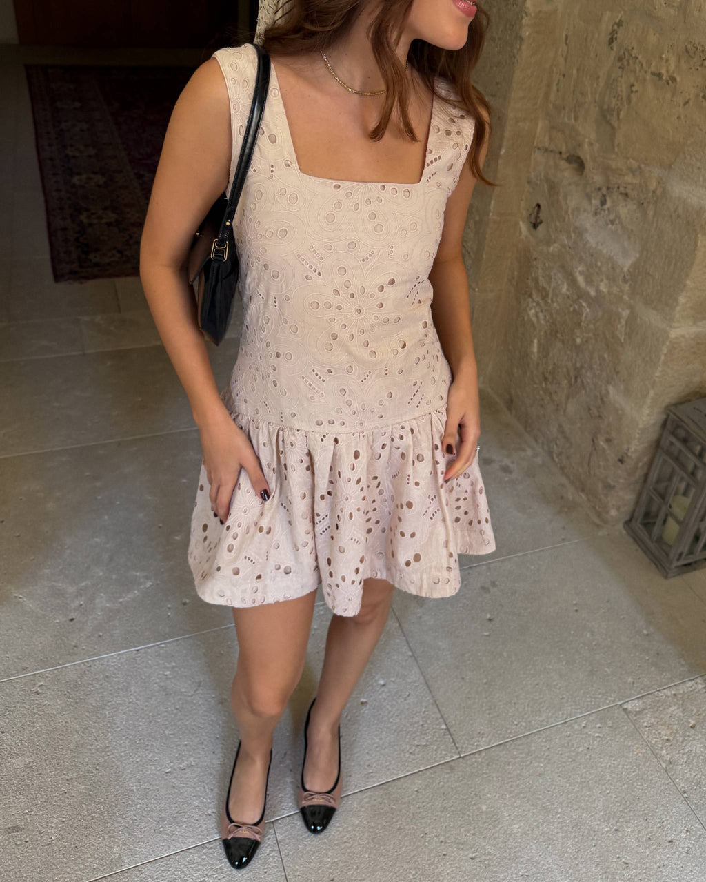 Vestido Escote Cuadrado Arandela