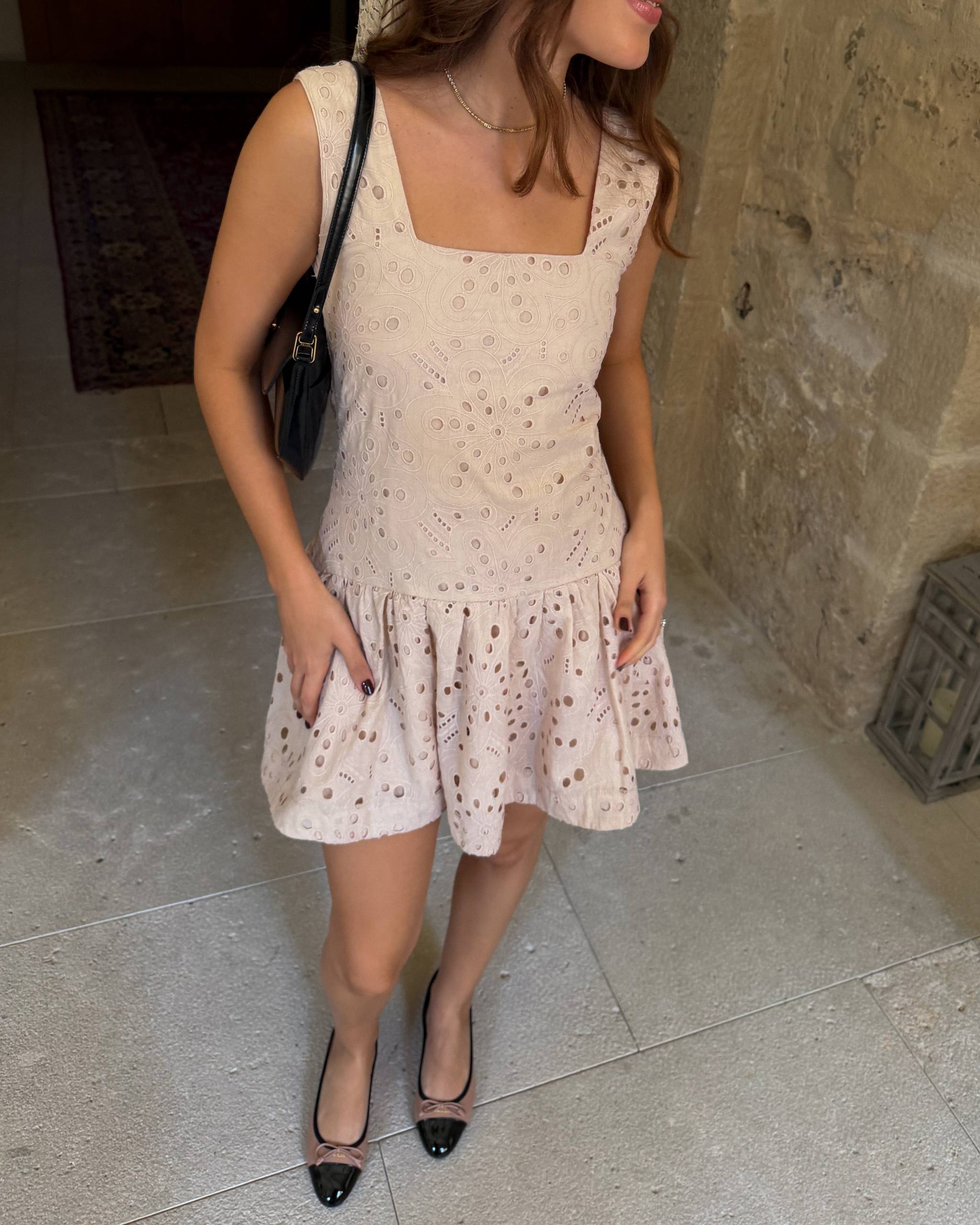 Vestido Escote Cuadrado Arandela