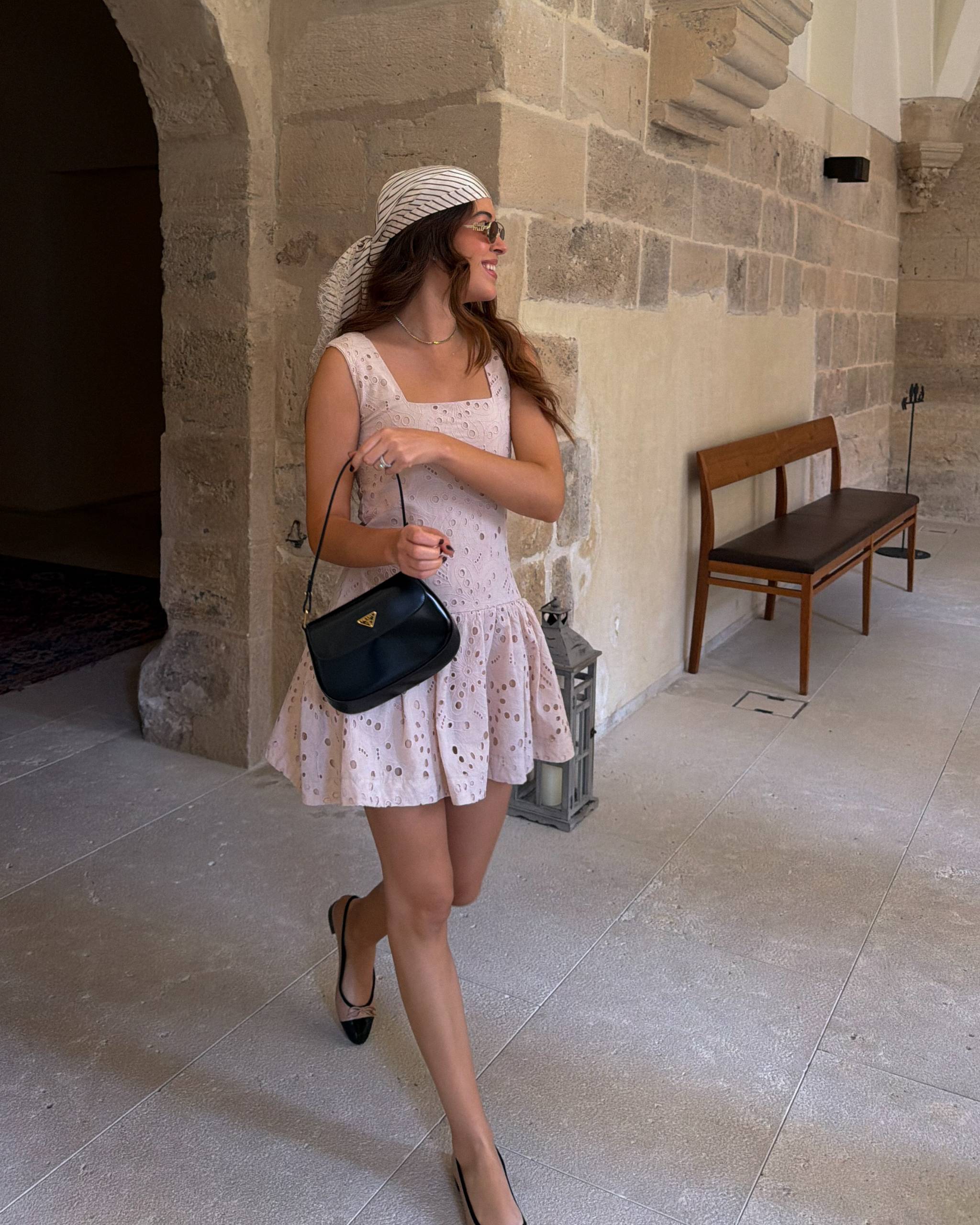 Vestido Escote Cuadrado Arandela